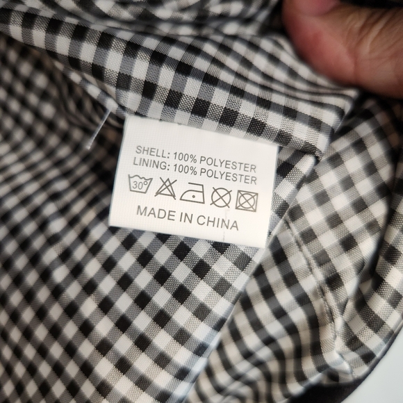 Men's Tan Puffer Vest XL Xin YangNi. Warm And Cozy - Picture 5 of 8